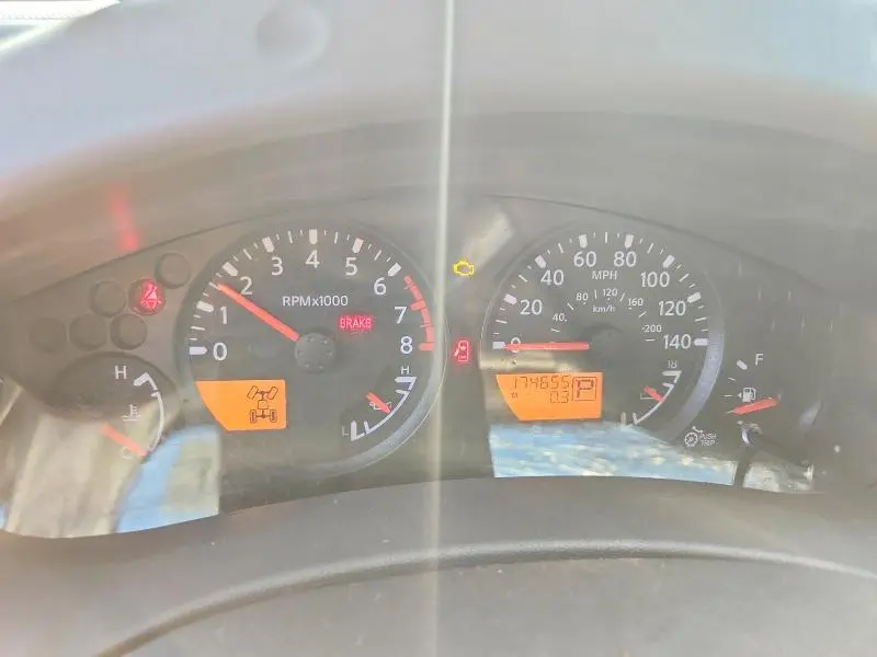 2016 NISSAN FRONTIER SV  