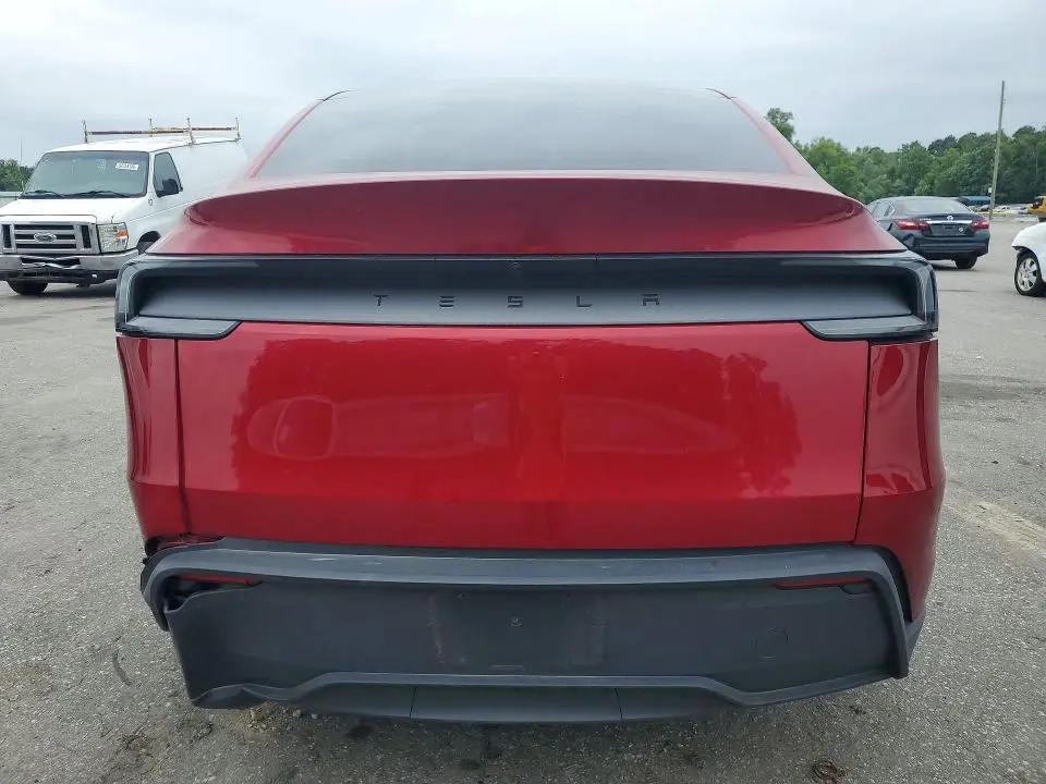 2026 TESLA MODEL Y   
