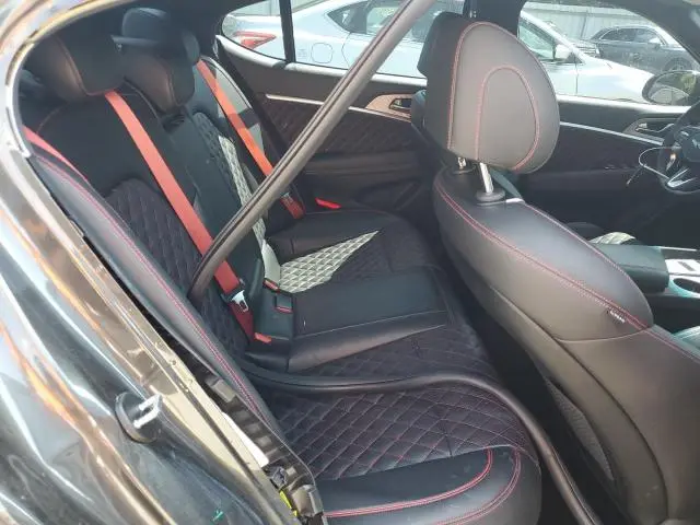 2023 GENESIS G70 BASE  