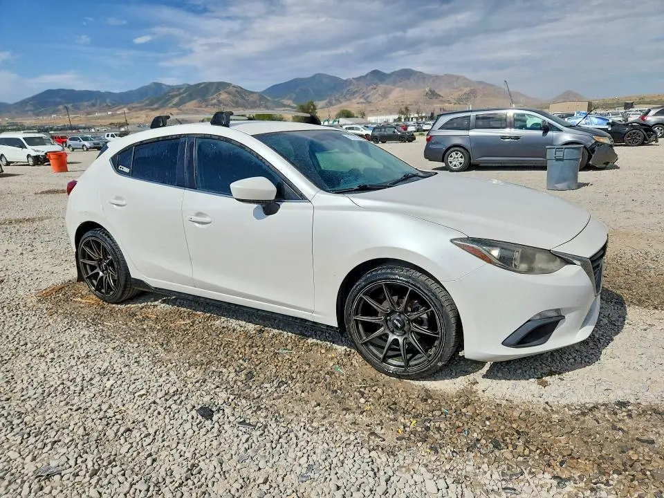 2014 MAZDA 3 TOURING  