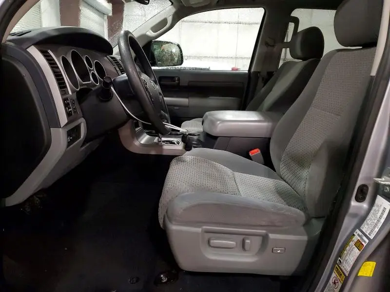 2013 TOYOTA TUNDRA   
