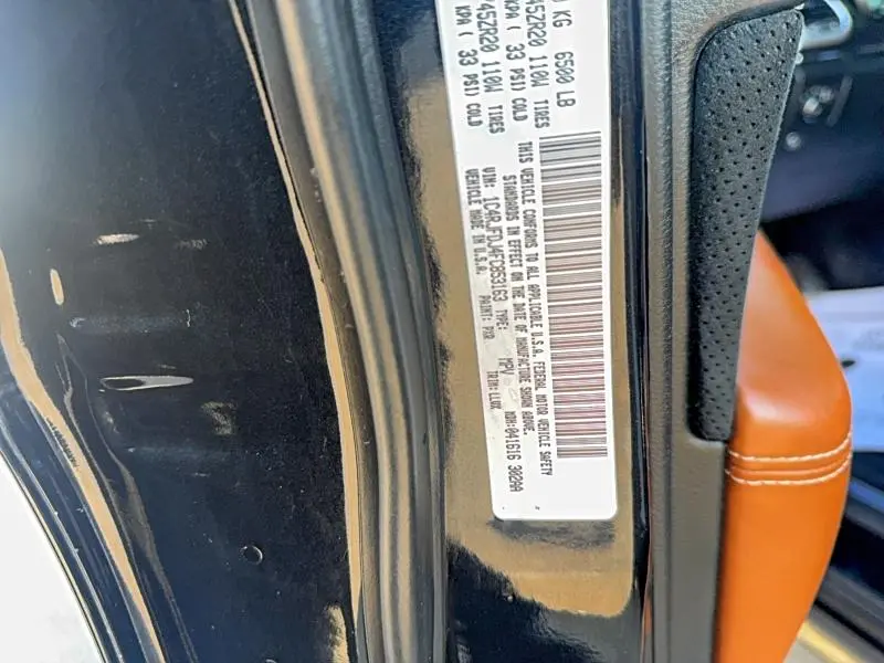 2015 JEEP GRAND CHEROKEE SRT-8  