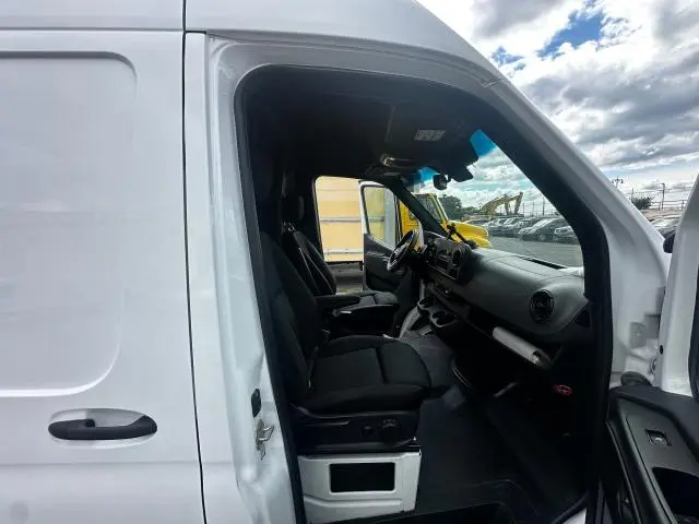 2022 MERCEDES-BENZ SPRINTER 2500  