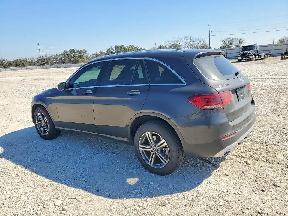 2022 MERCEDES-BENZ GLC 300  