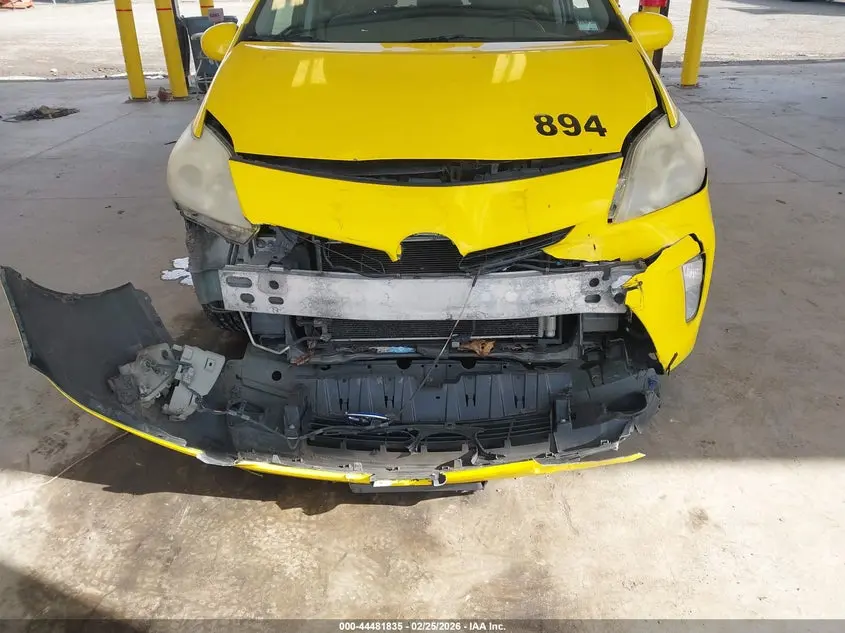 2013 TOYOTA PRIUS TWO