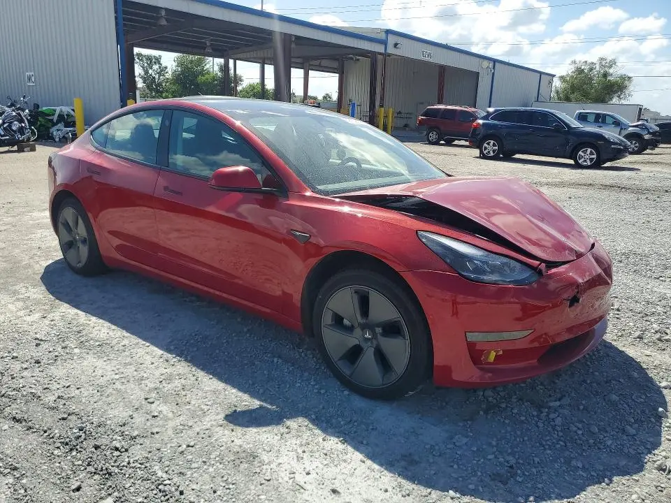 2021 TESLA MODEL 3   