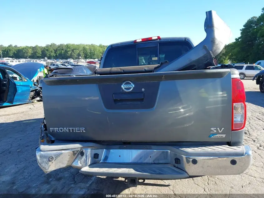 2017 NISSAN FRONTIER SV