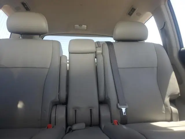 2012 TOYOTA HIGHLANDER BASE  