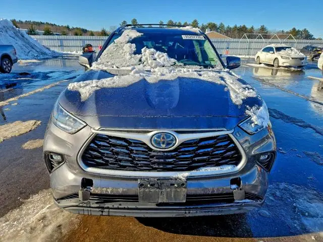 2020 TOYOTA HIGHLANDER HYBRID XLE  