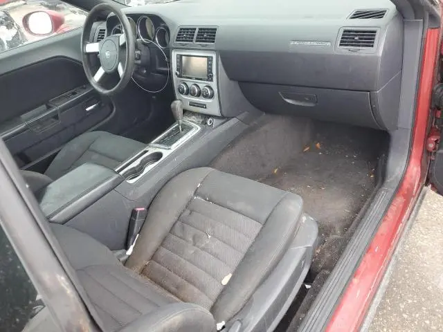 2010 DODGE CHALLENGER SE  