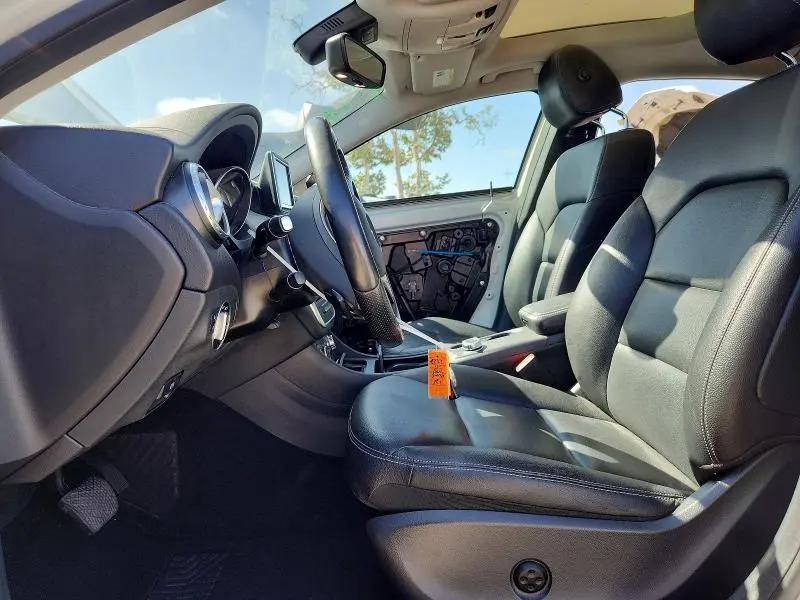2015 MERCEDES-BENZ GLA 250  