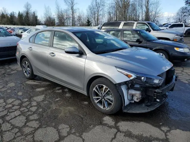 2023 KIA FORTE LX  