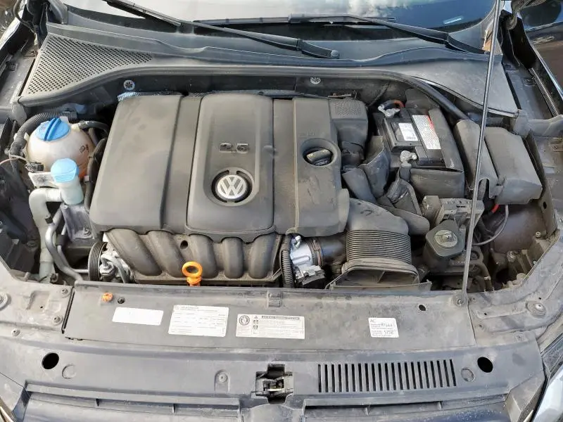 2012 VOLKSWAGEN PASSAT SE  