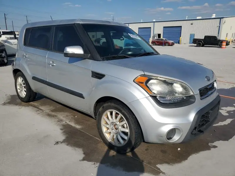2012 KIA SOUL +  