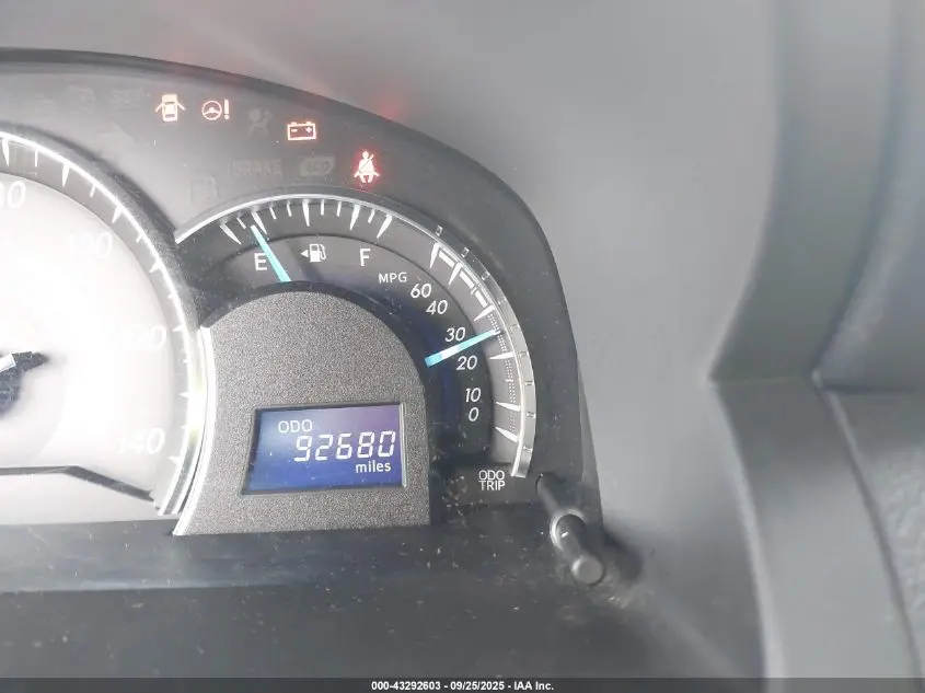 2013 TOYOTA CAMRY XLE