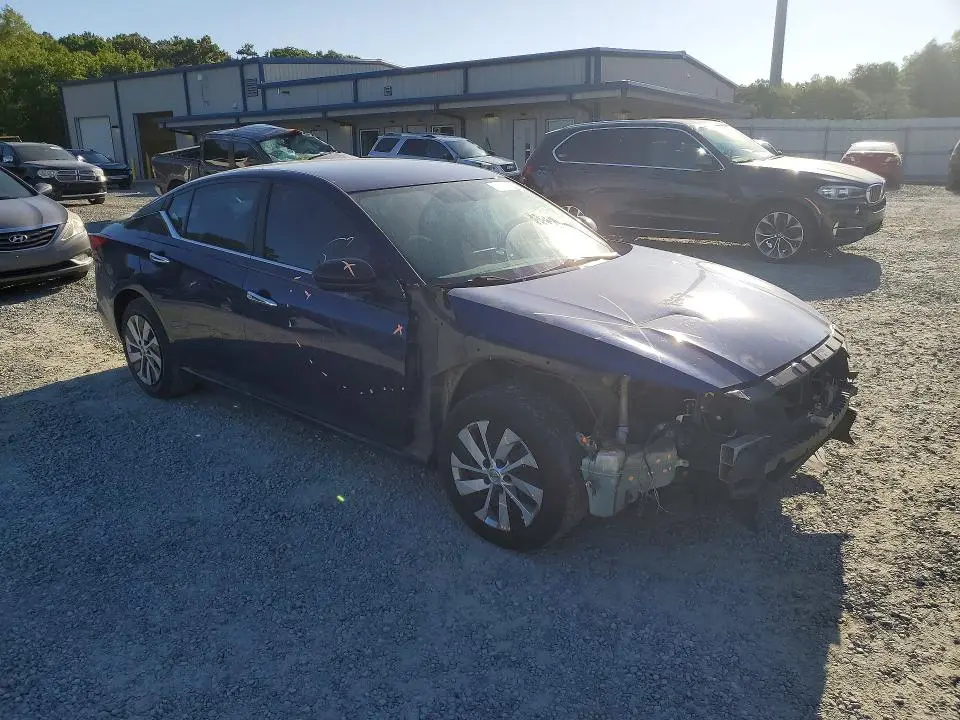 2020 NISSAN ALTIMA S  