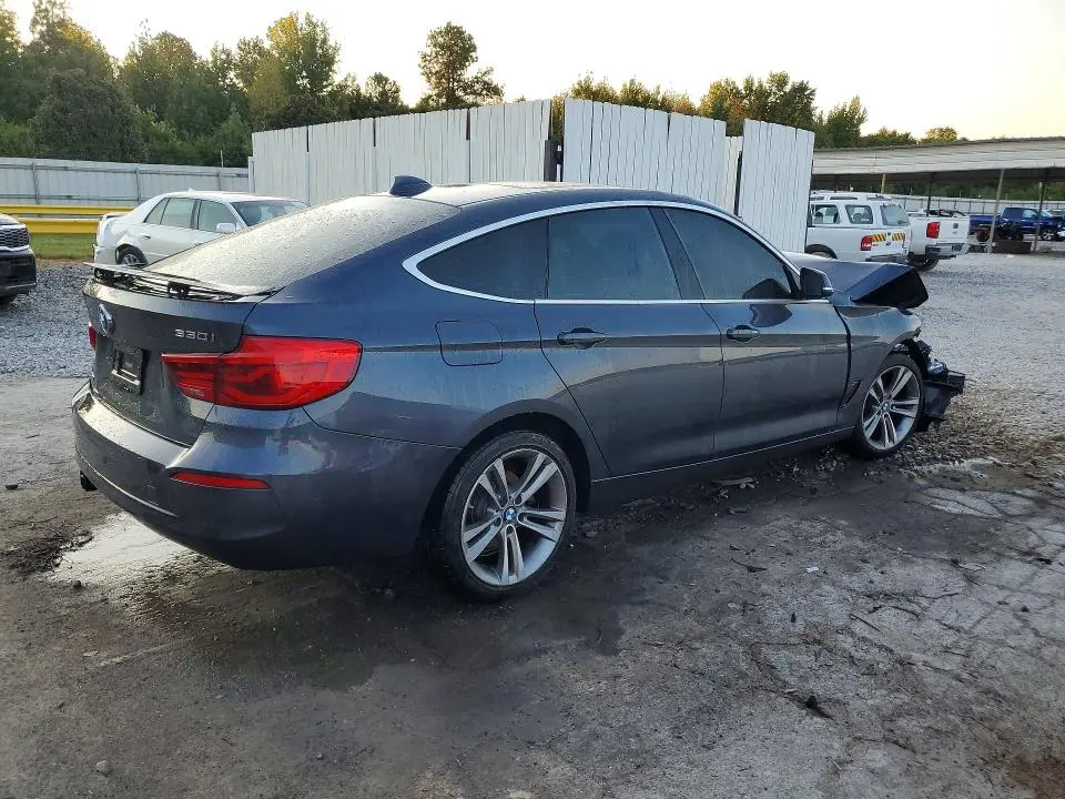 2017 BMW 330 XIGT  