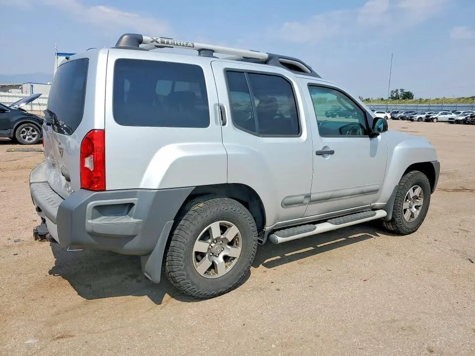 2011 NISSAN XTERRA X  