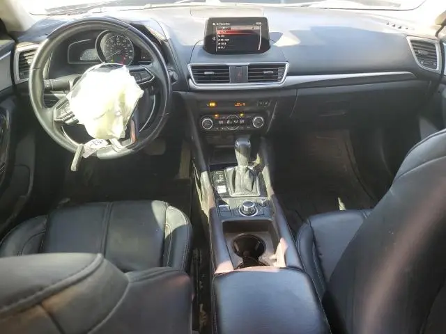 2017 MAZDA 3 TOURING  