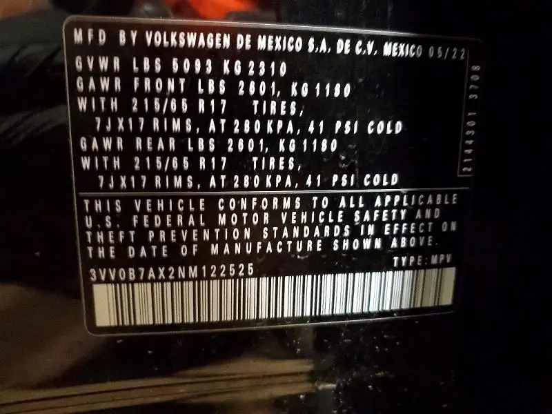 2022 VOLKSWAGEN TIGUAN S  