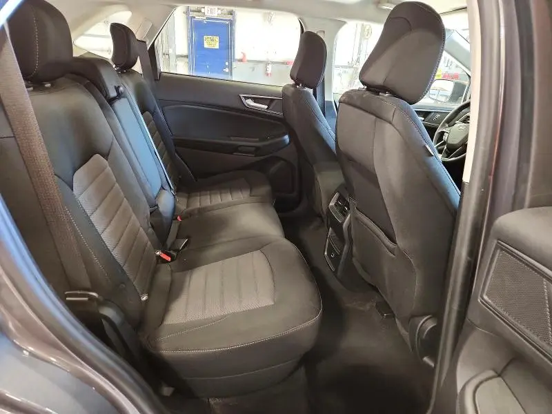 2021 FORD EDGE SE  