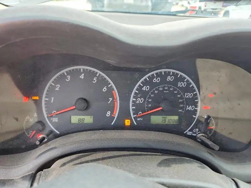 2013 TOYOTA COROLLA L  