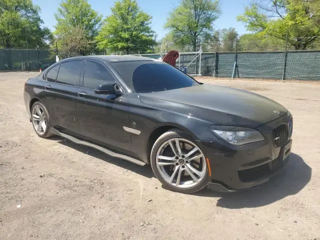 2014 BMW 750 XI  