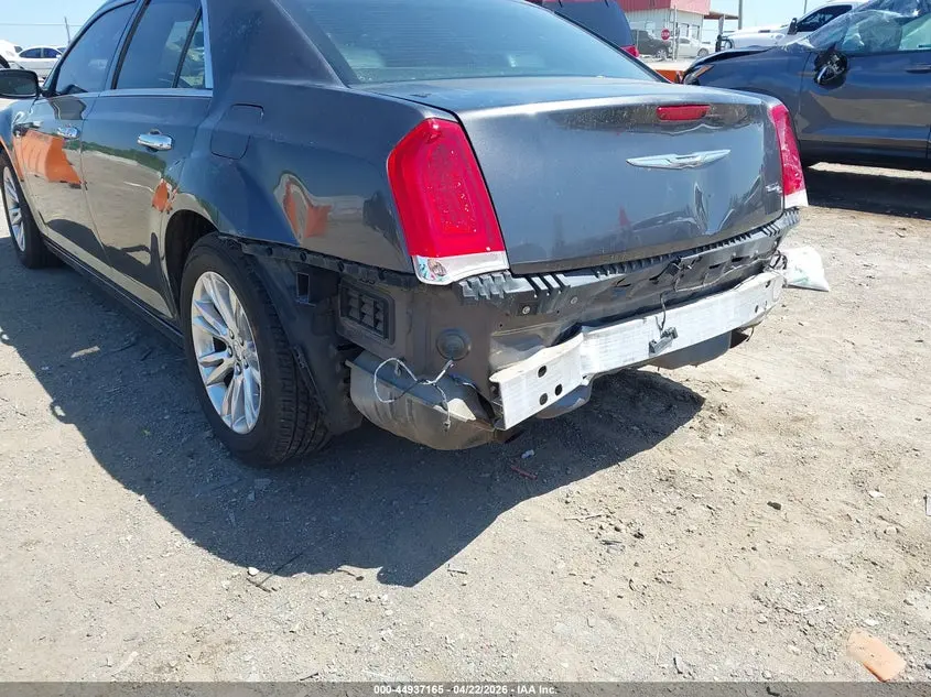 2016 CHRYSLER 300C  