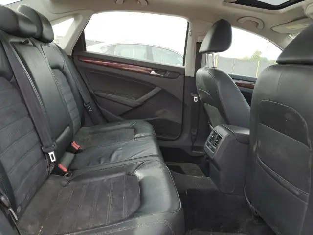 2013 VOLKSWAGEN PASSAT SEL