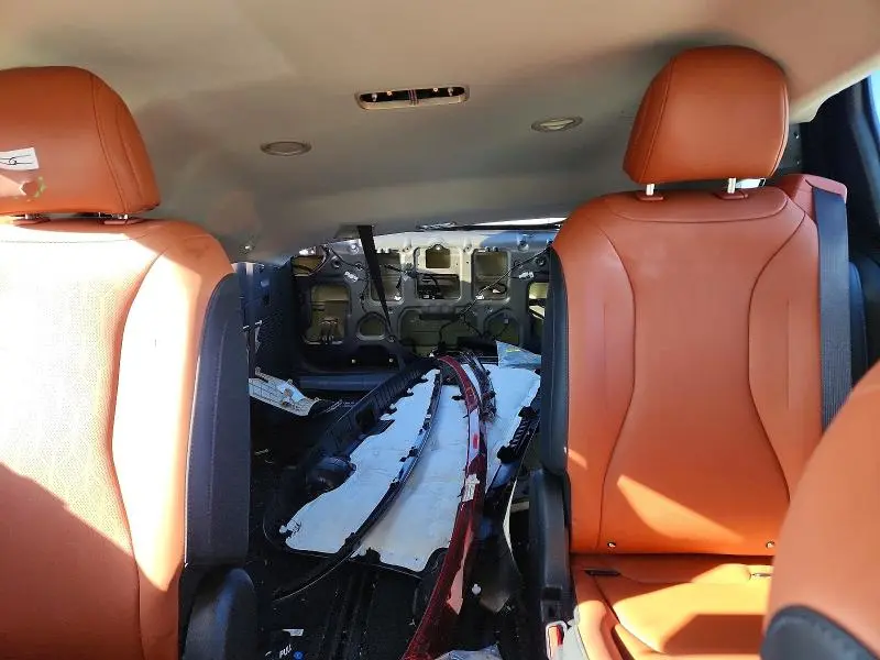 2025 KIA CARNIVAL EX  