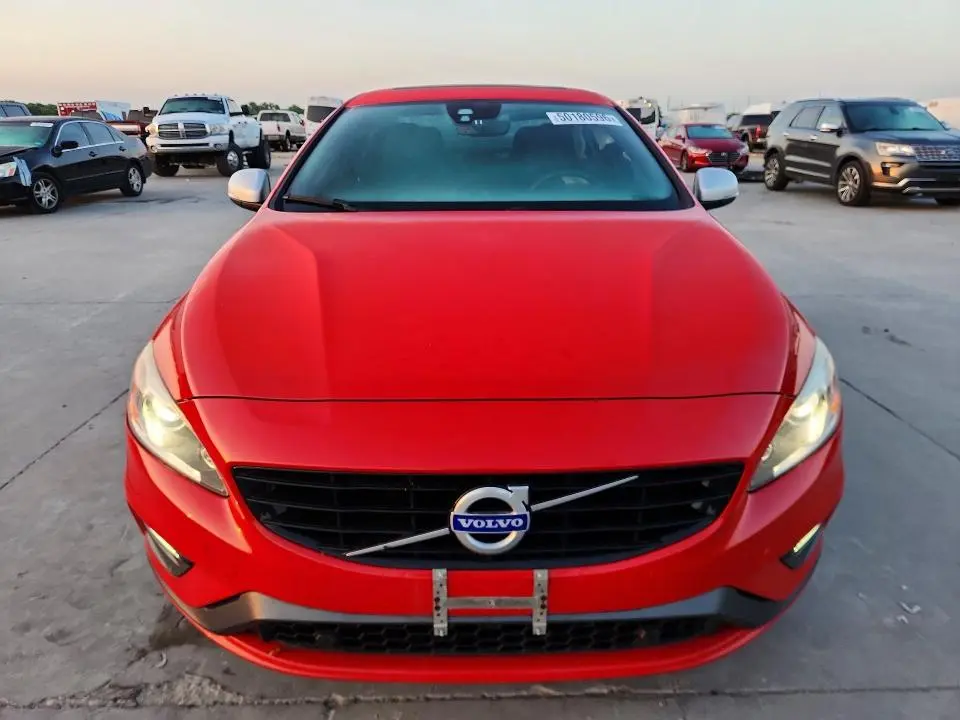 2016 VOLVO S60 R DESIGN  