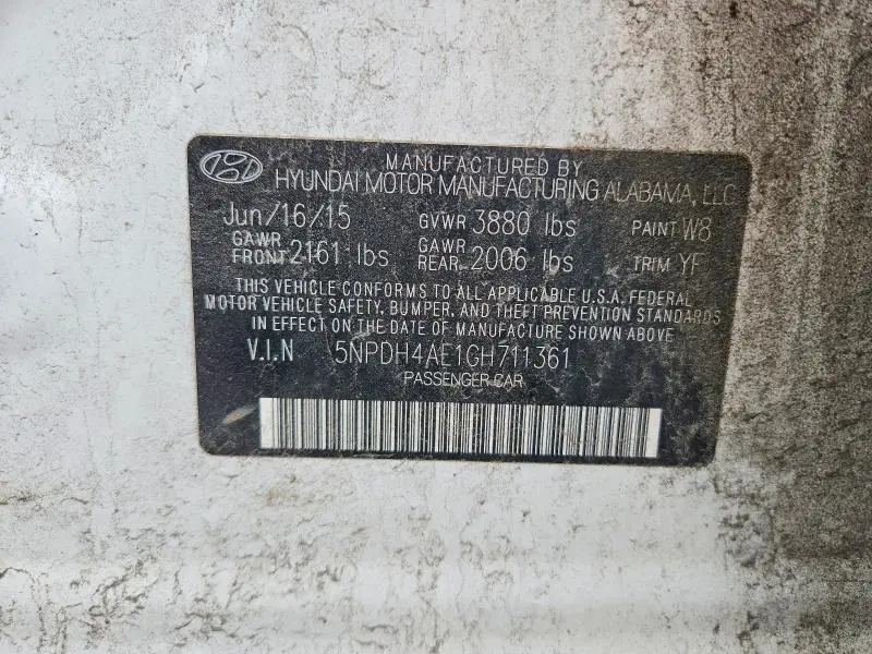 2016 HYUNDAI ELANTRA SE  