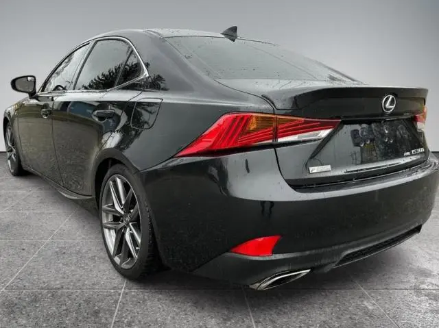 2019 LEXUS IS 300  