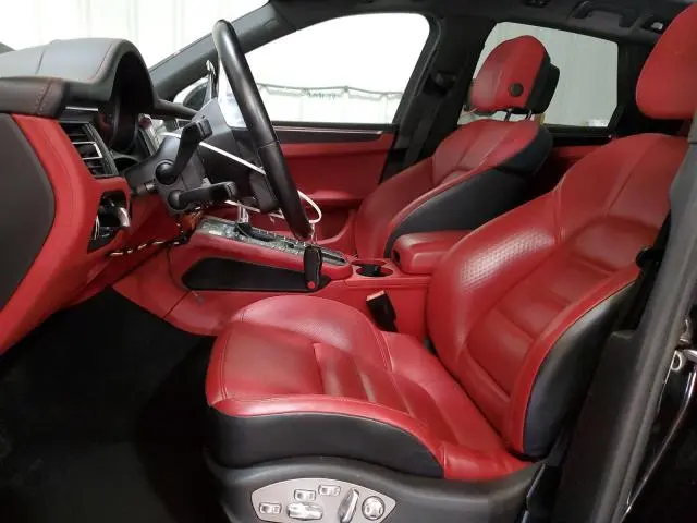 2021 PORSCHE MACAN GTS  