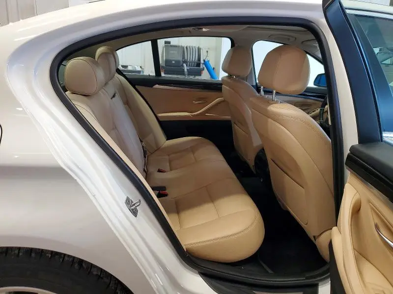 2016 BMW 528 XI  