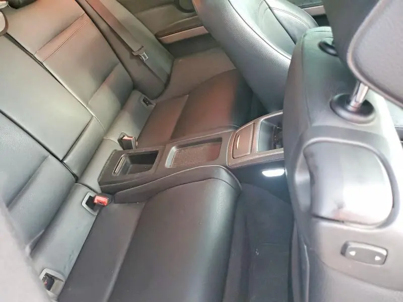 2011 BMW 335 IS  