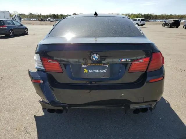 2013 BMW M5   