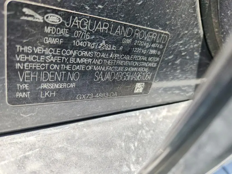 2017 JAGUAR XE PREMIUM  
