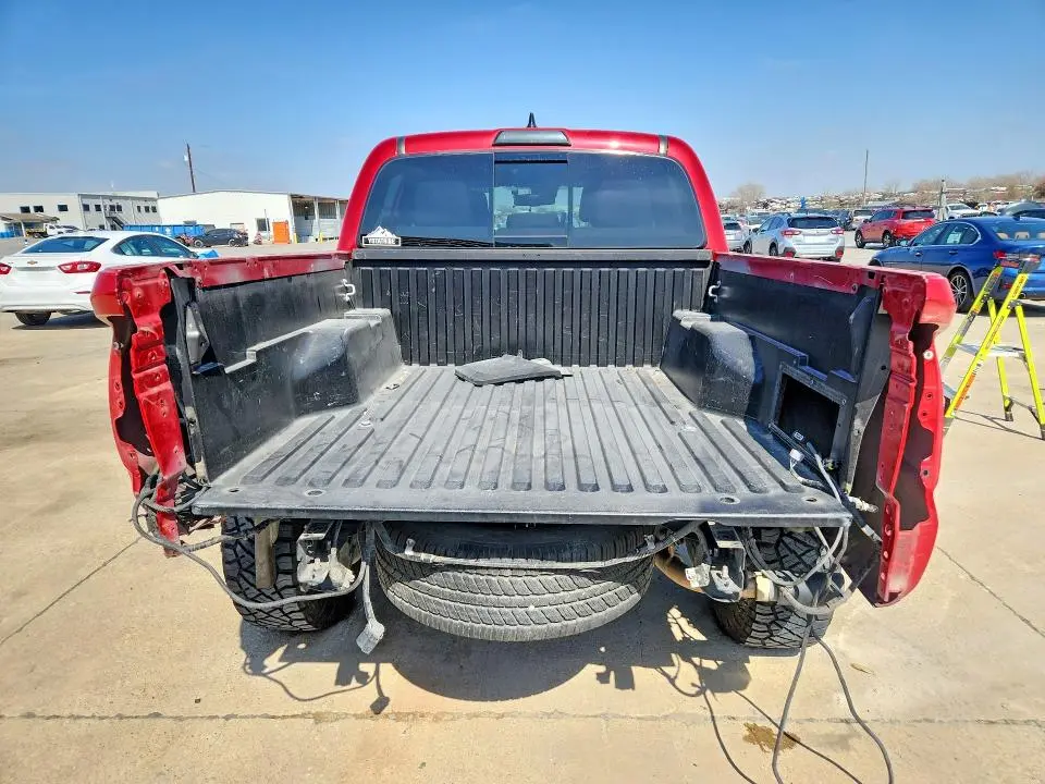 2019 TOYOTA TACOMA TRD SPORT  