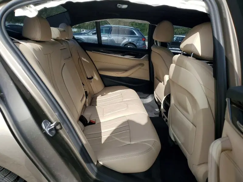 2019 BMW 530 I  
