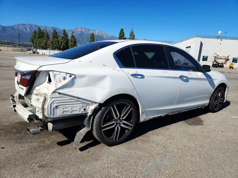 2017 HONDA ACCORD SPORT  