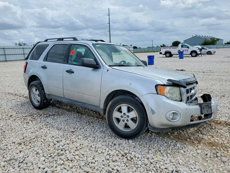 2012 FORD ESCAPE XLT  