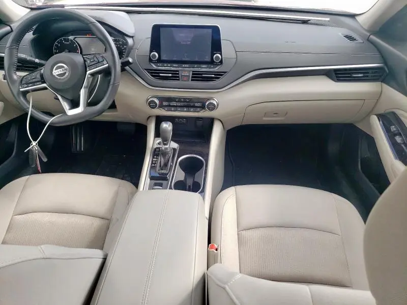 2020 NISSAN ALTIMA SV  