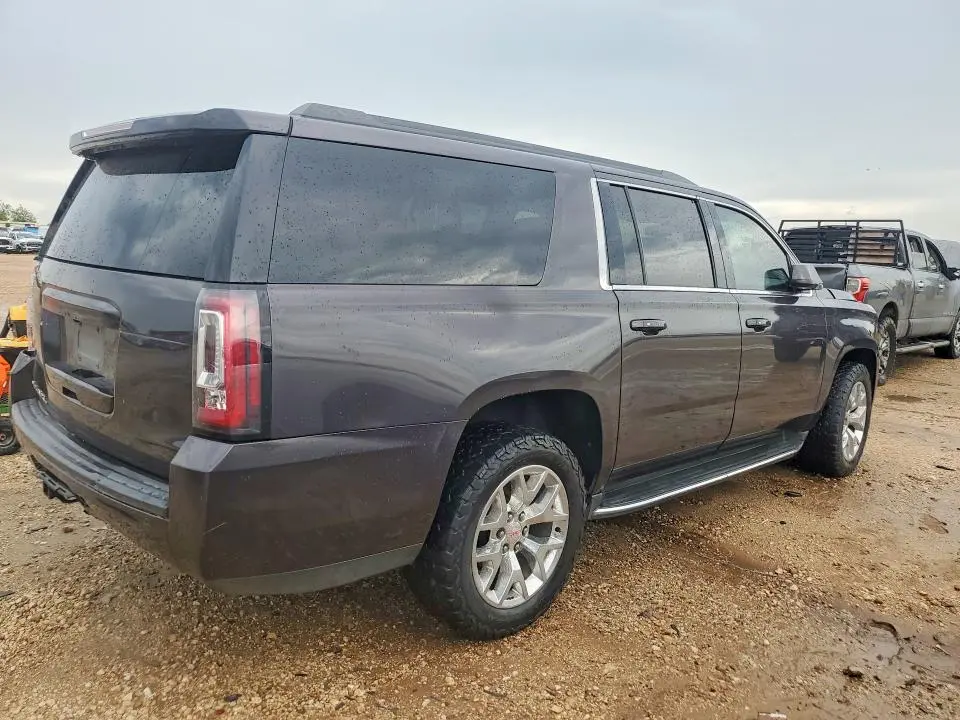 2017 GMC YUKON XL K1500 SLT  