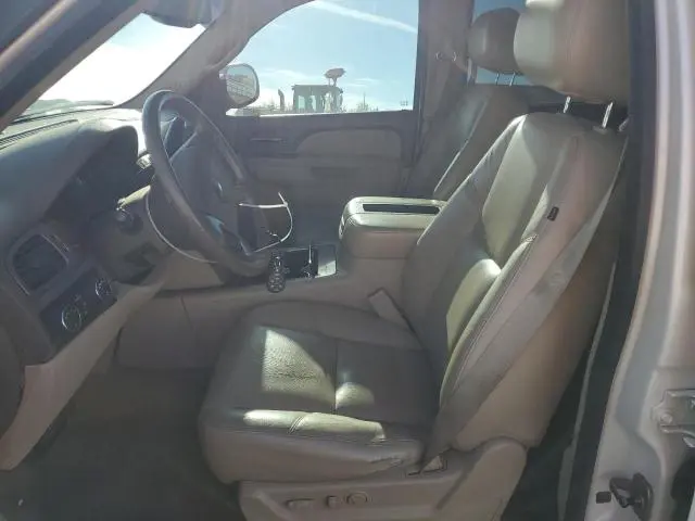 2011 CHEVROLET SUBURBAN K1500 LTZ  