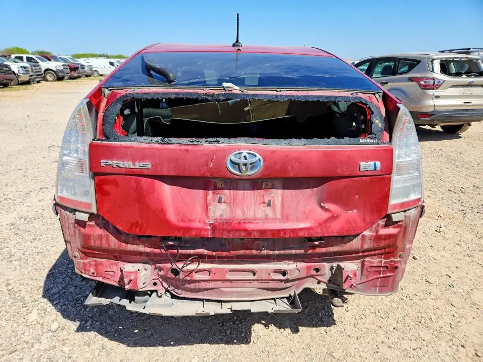 2011 TOYOTA PRIUS THREE  