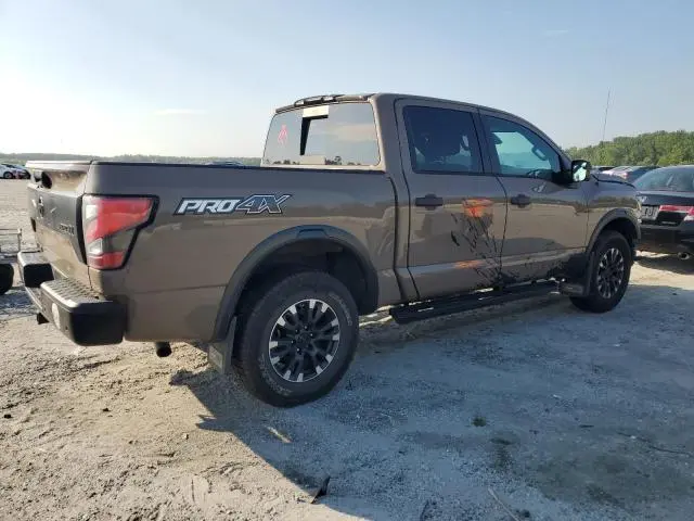 2021 NISSAN TITAN SV  