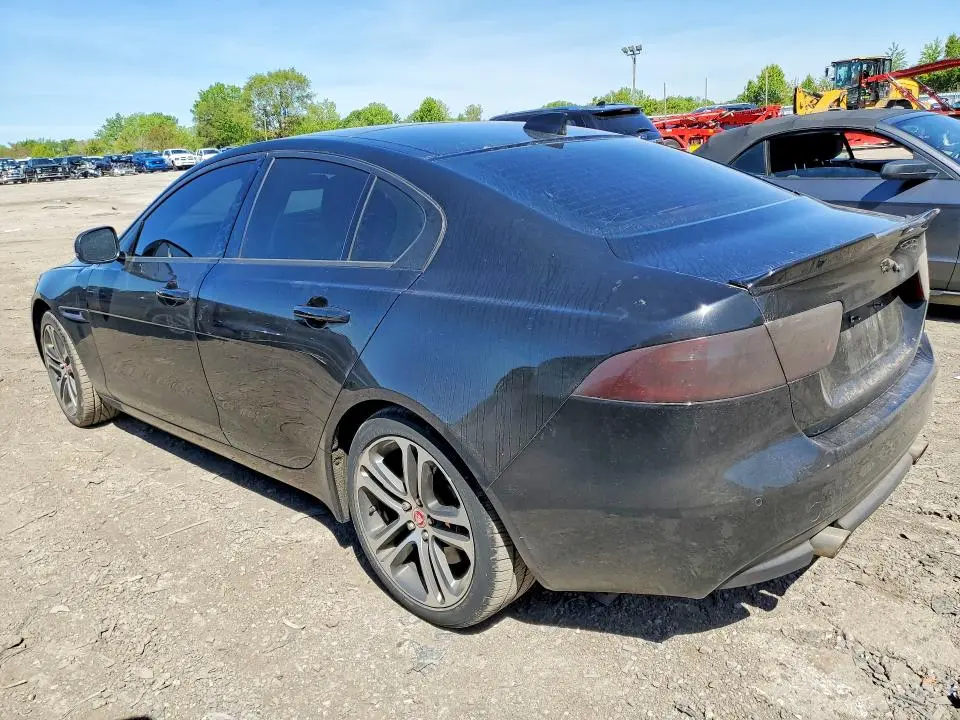 2017 JAGUAR XE PREMIUM  