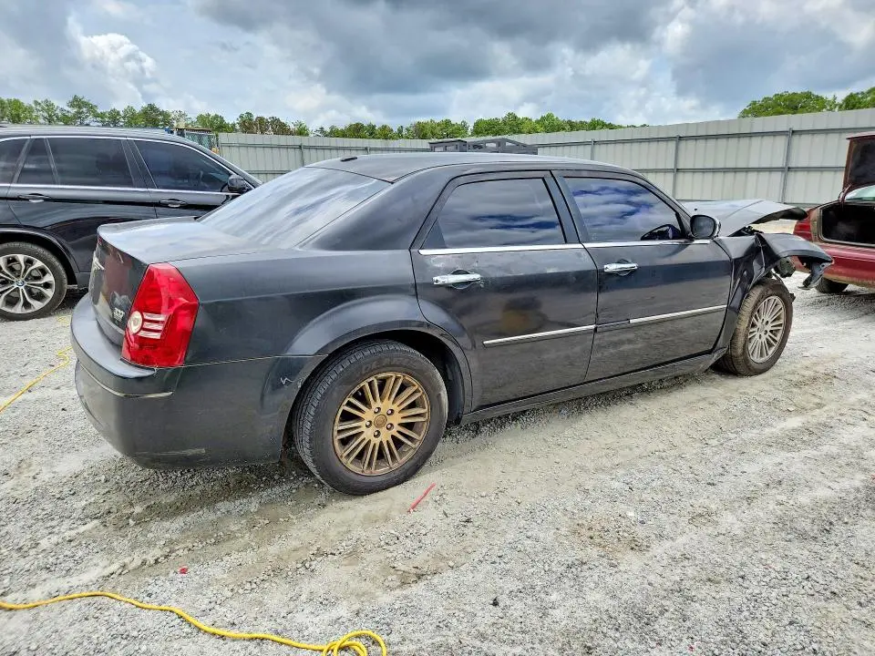 2010 CHRYSLER 300 TOURING  
