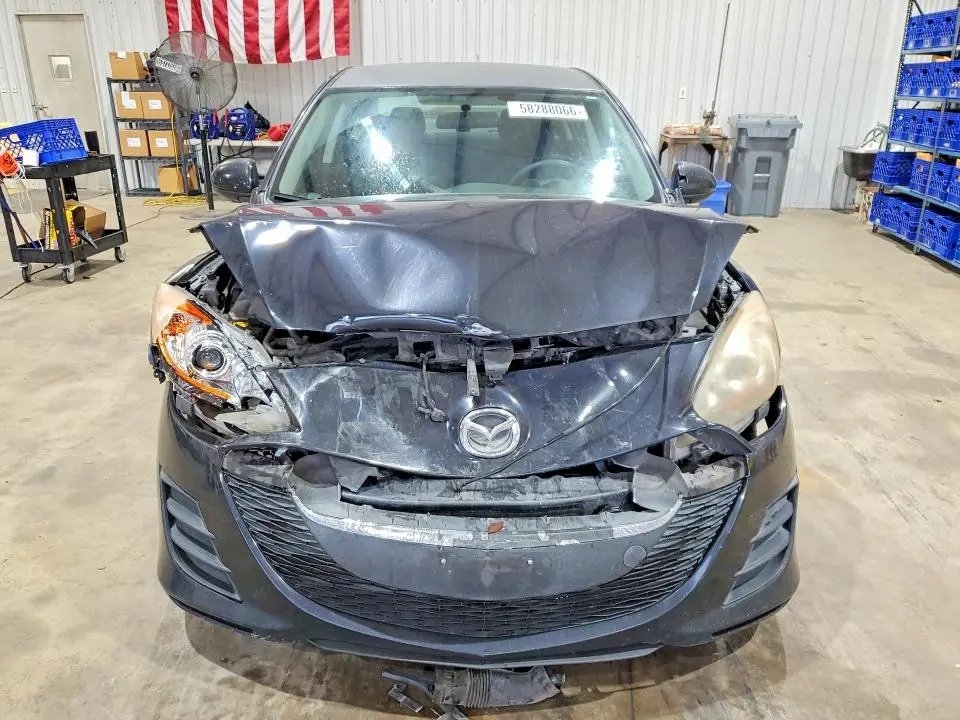 2011 MAZDA 3 I  